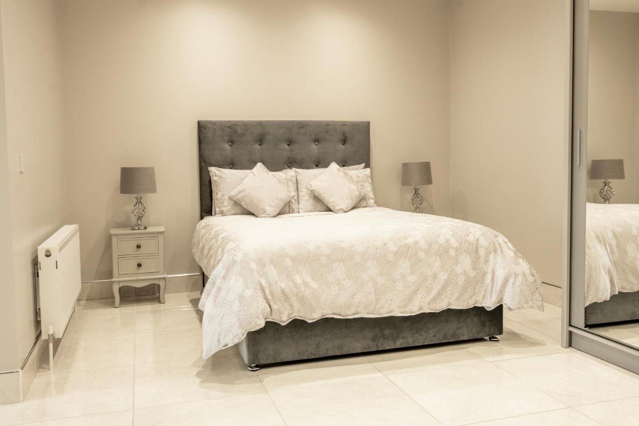 The View Apartment 2, Newry - Luxury Open Plan Apartment With City Views Eksteriør bilde