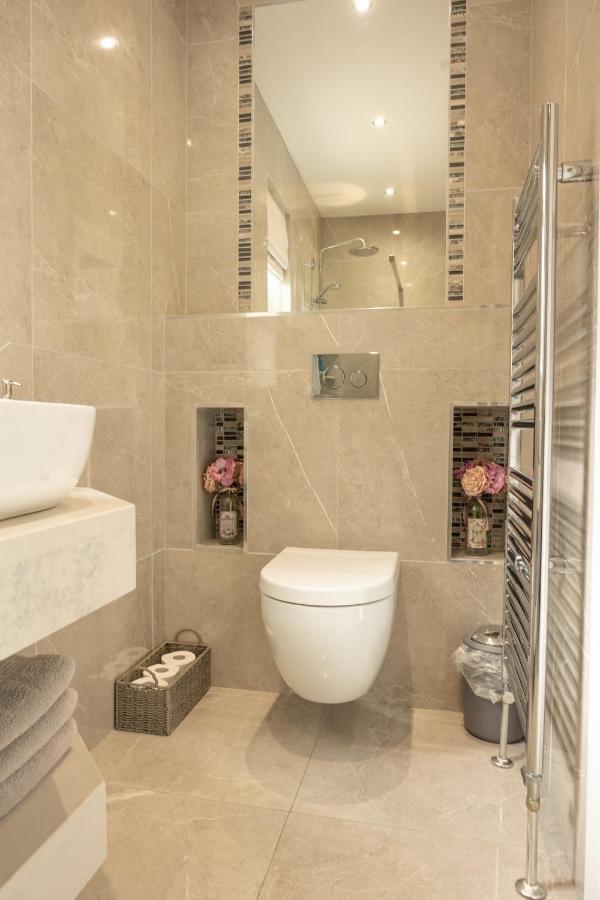The View Apartment 2, Newry - Luxury Open Plan Apartment With City Views Eksteriør bilde